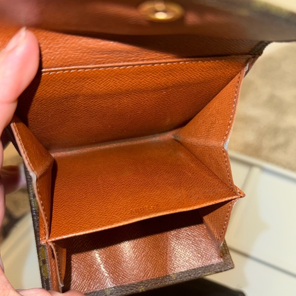 Louis Vuitton Vintage Monogram Bifold Wallet - Picture 6 of 14